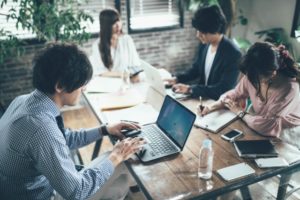 企業の課題「ヒト・モノ・カネ」はどれも全て重要なテーマ。弊社が扱う「ヒト」の問題について